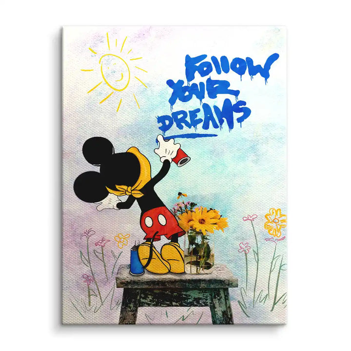 Comic-Figur sprüht Graffiti 'Follow your dreams' auf Leinwand, bunte Blumen im Hintergrund