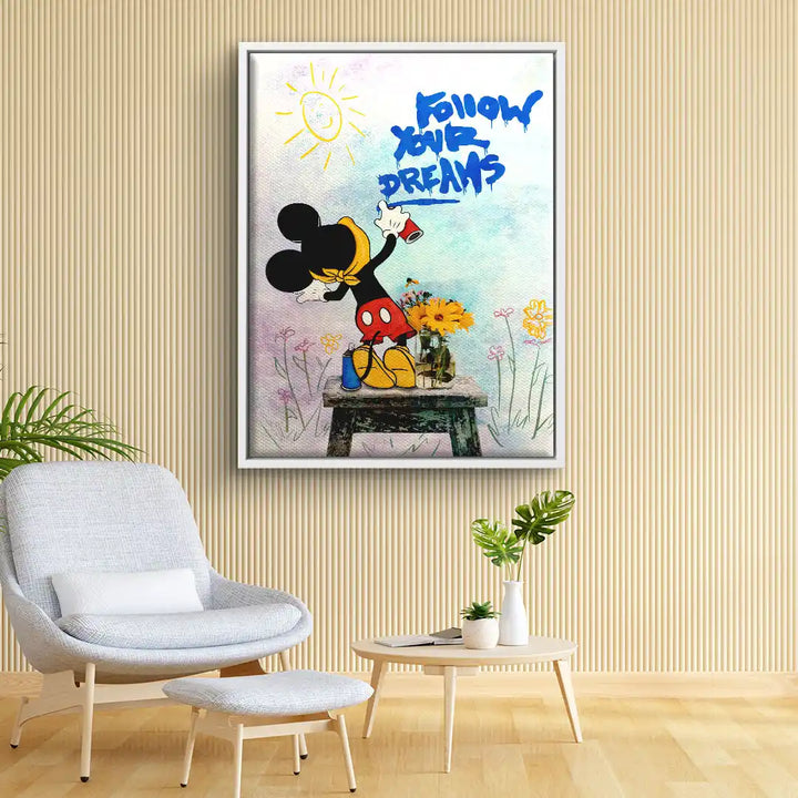 Modernes Wandbild mit Comic-Motiv, Schriftzug 'Follow Your Dreams', bunte Blumen, Wohnzimmer