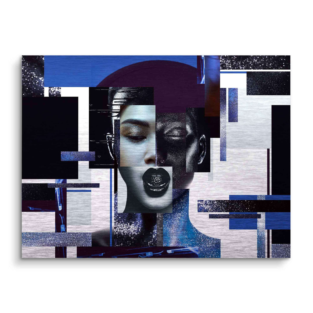 Modernes Wandbild Frauenkopf, abstrakte Collage in Blau, Silber und Schwarz