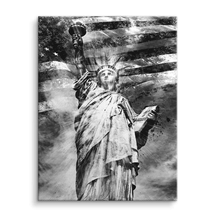 Schwarzweiß Wandbild mit Freiheitsstatue vor abstrakter US-Flagge, moderne Kunst auf Leinwand