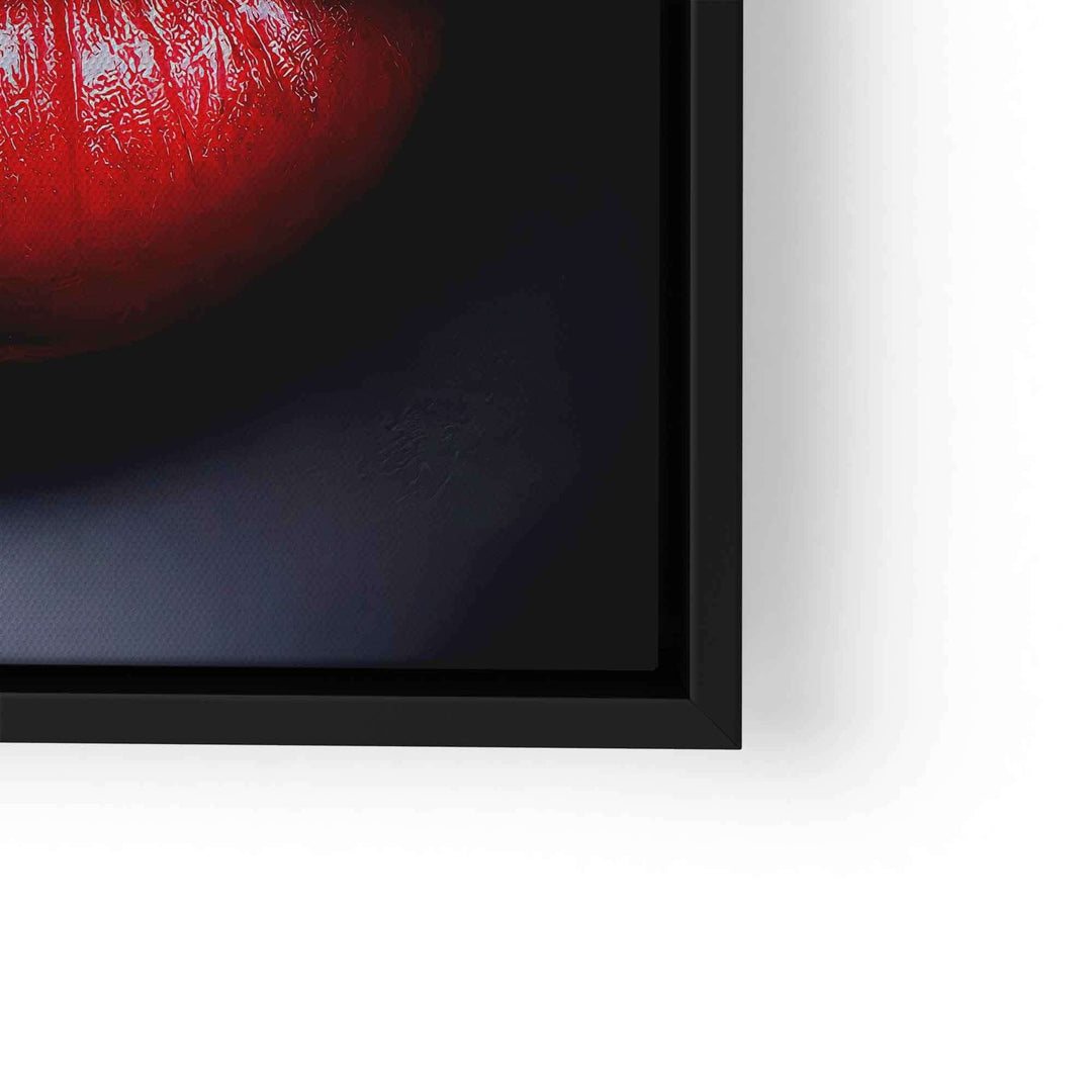 Wandbild mit roten Lippen und Geldrolle im Mund, modernes Kunstmotiv, schwarzer Rahmen