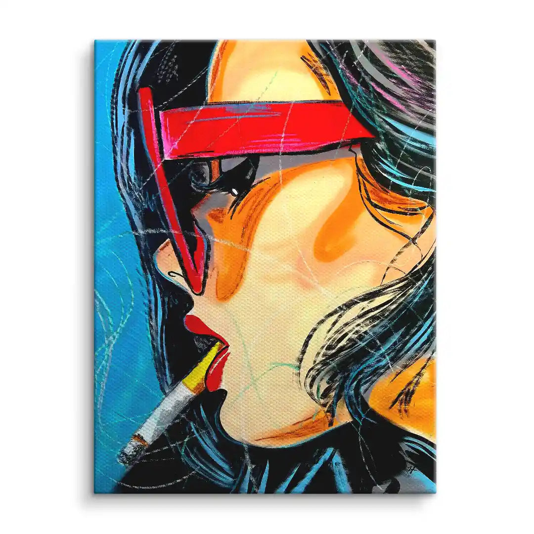 Pop Art Wandbild mit Frau seitlich, roter Brille und Zigarette, bunte moderne Kunst