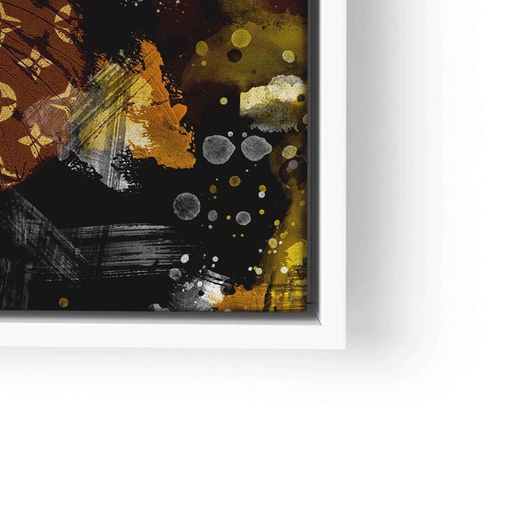 Modernes Wandbild mit gold-braunem Schmetterling, abstrakten Mustern und dunklem Hintergrund