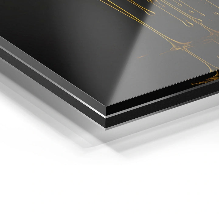 Detailansicht Acrylglas Wandbild mit goldenem Motiv auf schwarzem Hintergrund
