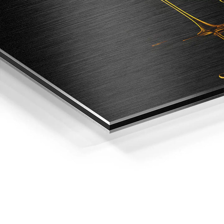 Detailansicht Wandbild auf Aluminium mit gebürsteter Oberfläche und goldenem Motiv