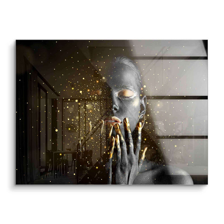 Modernes Wandbild mit schwarz-goldenem Frauenporträt und goldenen Farbspritzern