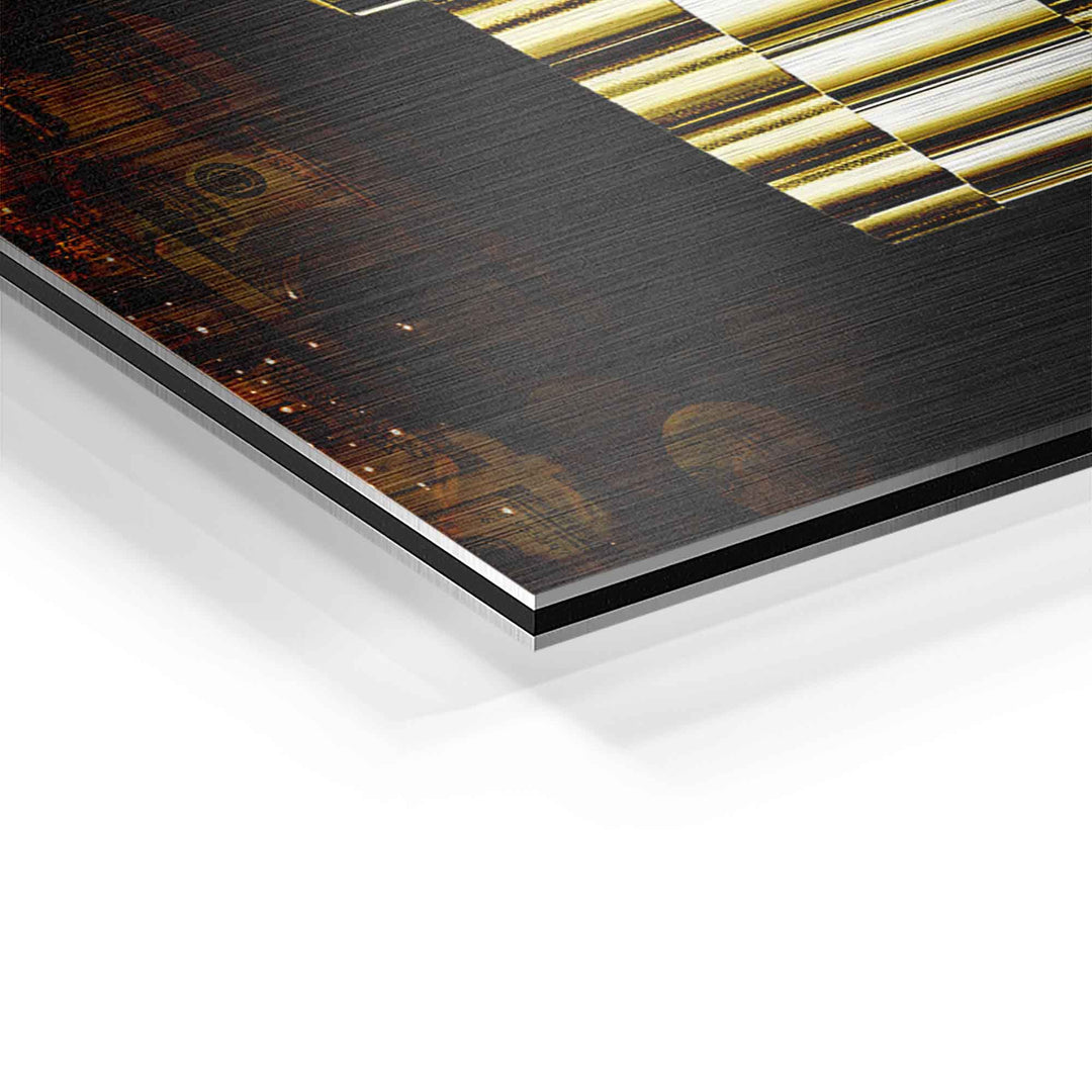 Detailansicht Wandbild goldene Uhr auf gebürstetem Aluminium, edles Kunstbild