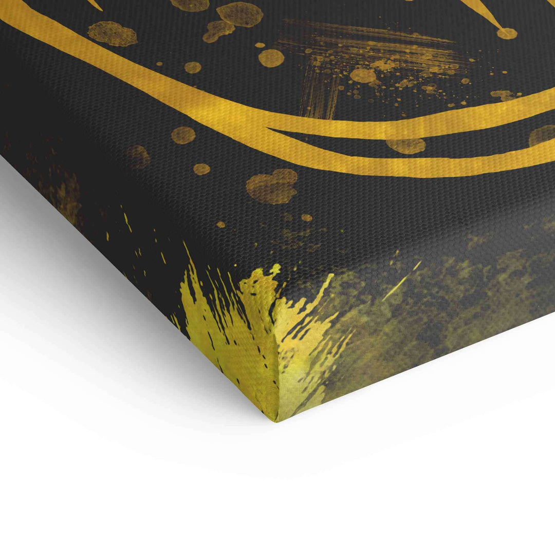 Detailaufnahme Leinwandbild mit goldenen abstrakten Pinselstrichen auf schwarzem Hintergrund