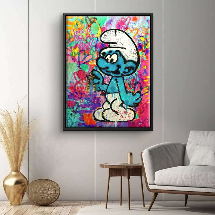 Buntes Graffiti-Wandbild mit blauem Comic-Charakter auf farbenfrohem Hintergrund im Wohnzimmer
