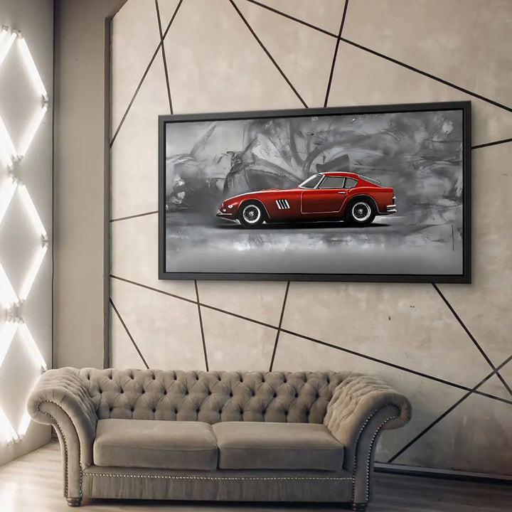 Modernes Wandbild mit rotem Oldtimer-Auto auf grauem Hintergrund über Sofa im Wohnzimmer