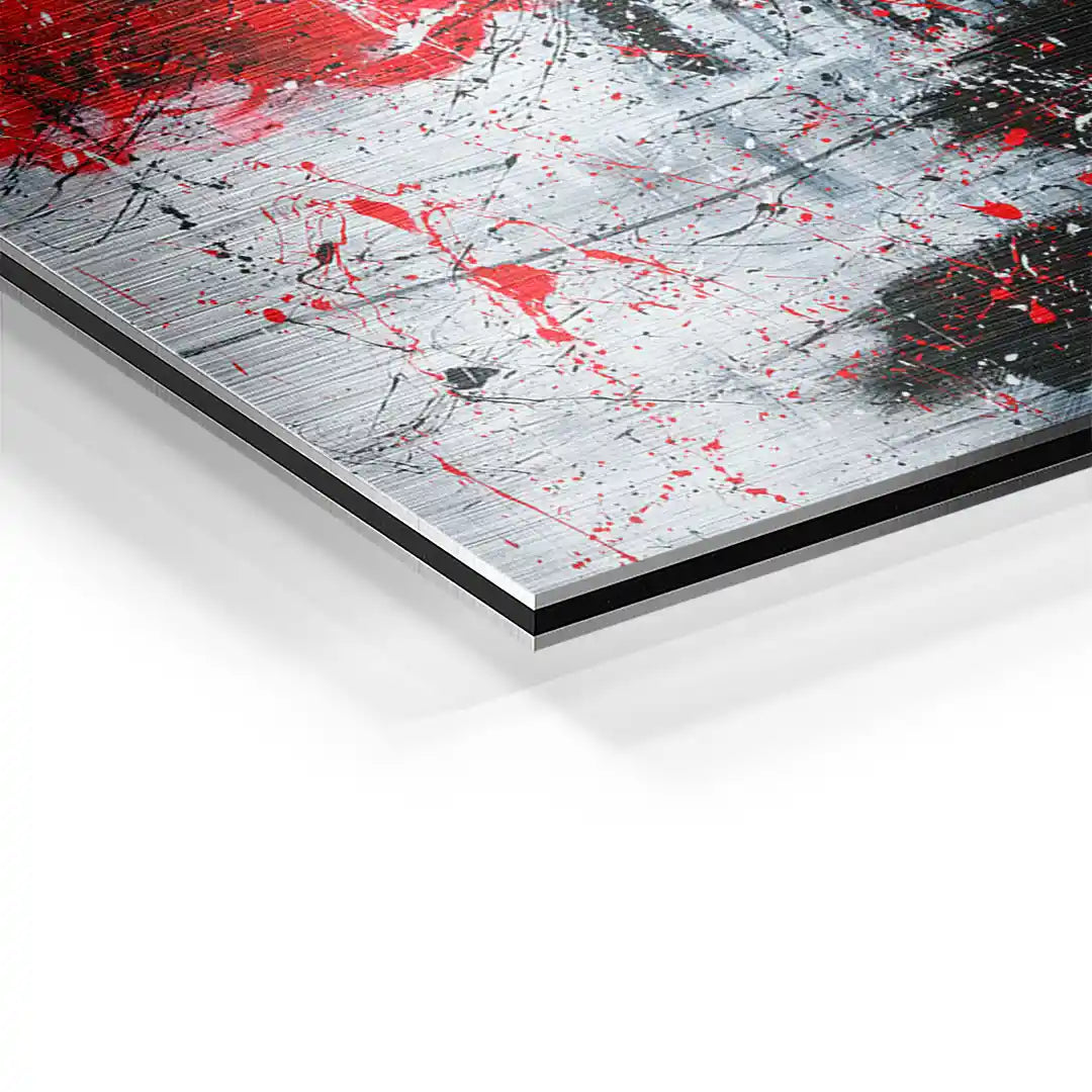 Detailaufnahme modernes Wandbild auf Aluminium, abstrakte Kunst mit roten Spritzern