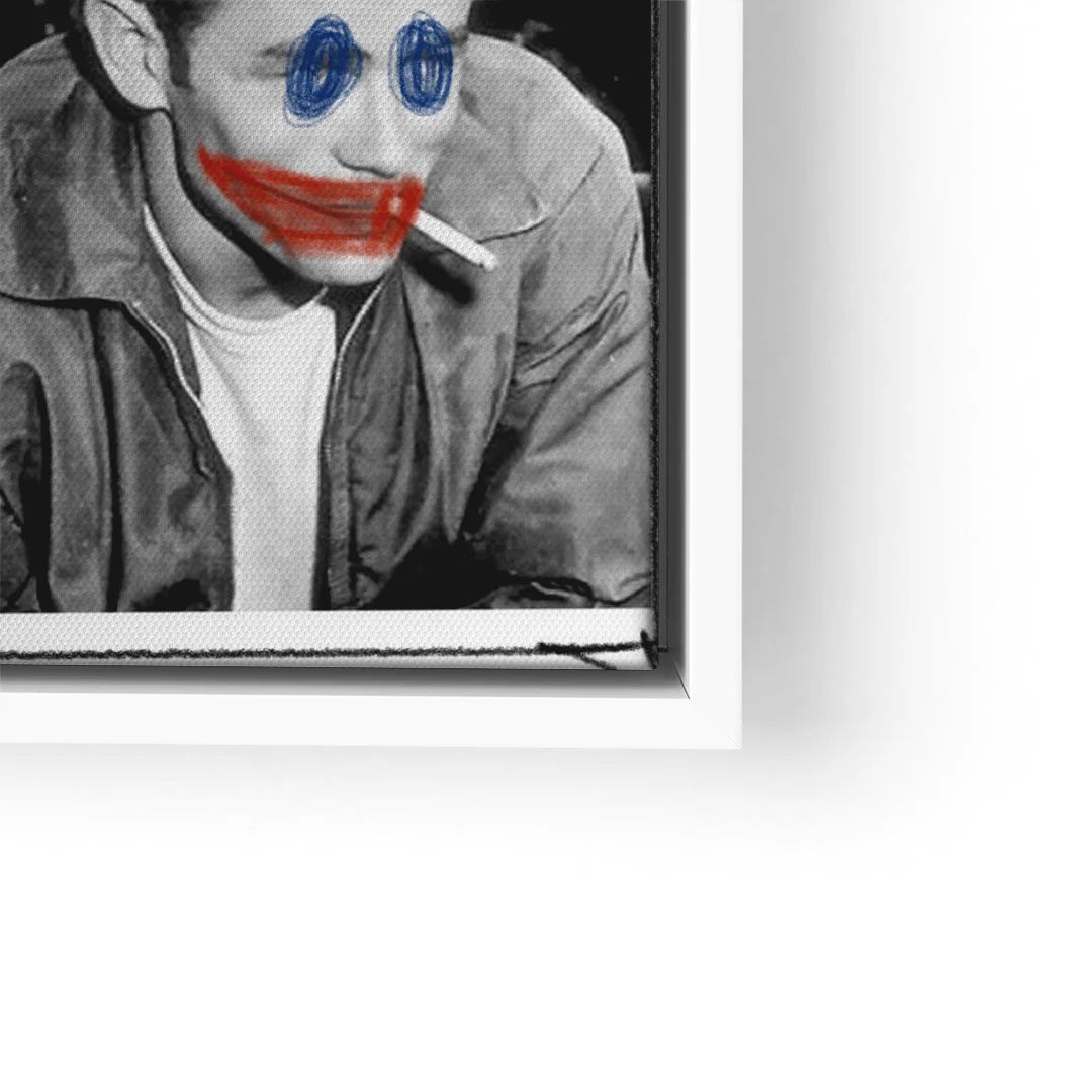 Schwarz-weiß Wandbild Porträt mit rotem und blauem Graffiti im Joker-Stil, moderne Kunst