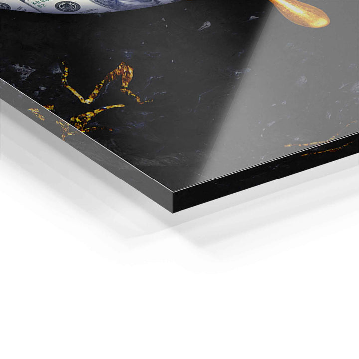 Acrylglas Wandbild Detail mit goldenen Lippen auf schwarzem Hintergrund, modernes Kunstmotiv