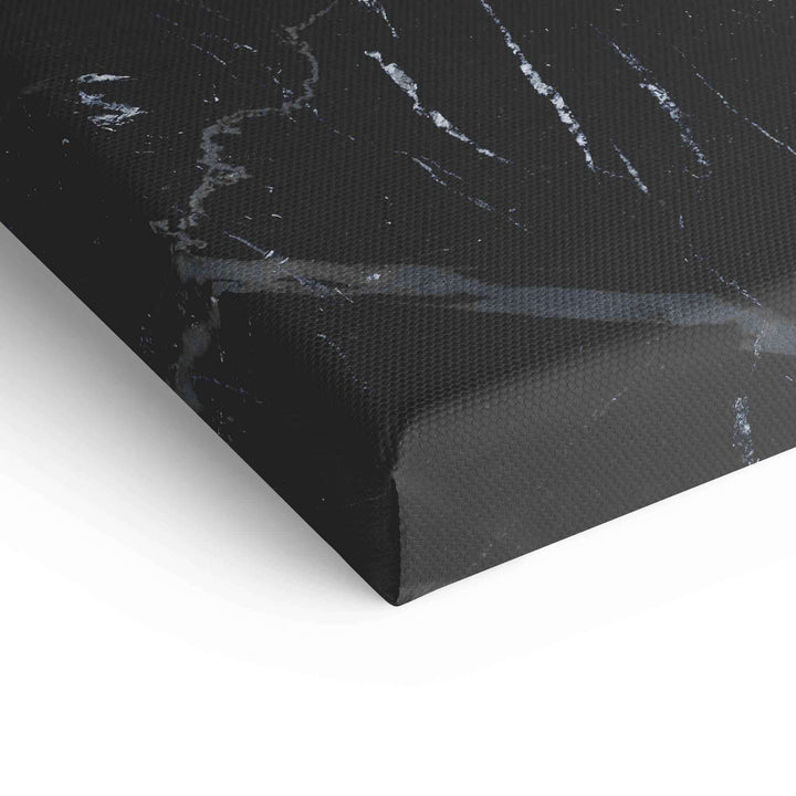 Detailansicht schwarze Leinwand mit dezentem Marmor-Muster, moderne Wandbild-Oberfläche