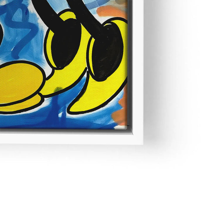 Buntes Wandbild mit Comic-Füßen und gelben Schuhen vor abstraktem Hintergrund