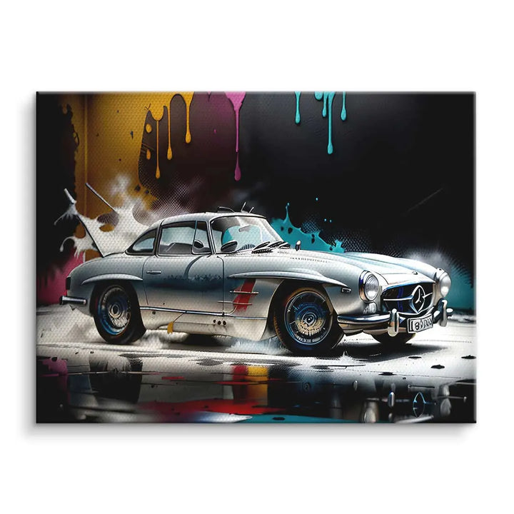 Wandbild mit silbernem Oldtimer Mercedes vor buntem, gesprühtem Hintergrund