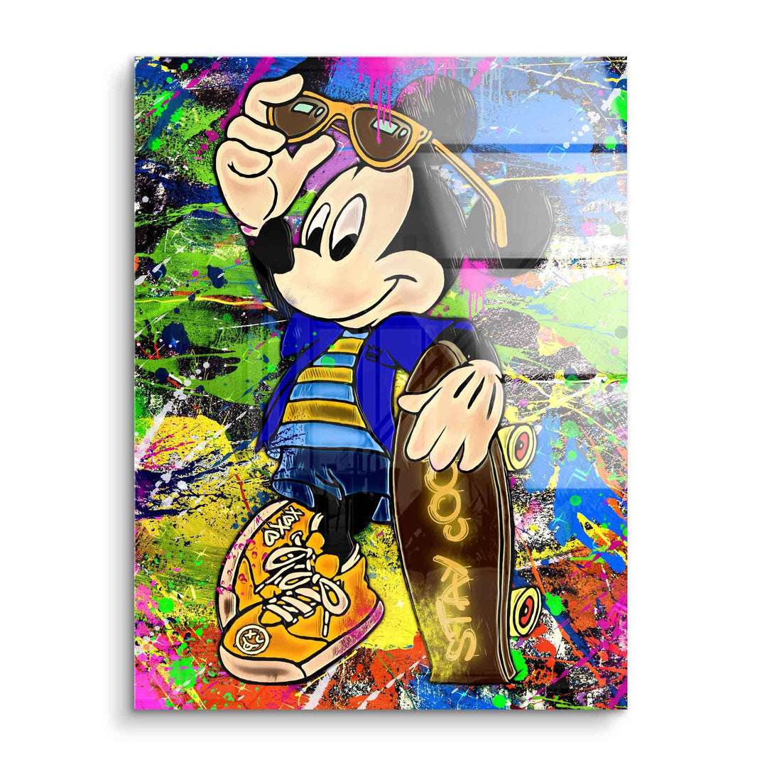 Buntes Wandbild Comicfigur mit Skateboard, urbaner Pop Art Stil, Graffiti Hintergrund
