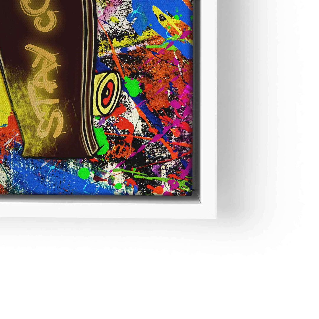 Modernes Wandbild mit Skateboard, Graffiti-Stil und buntem Farbspritzer-Muster
