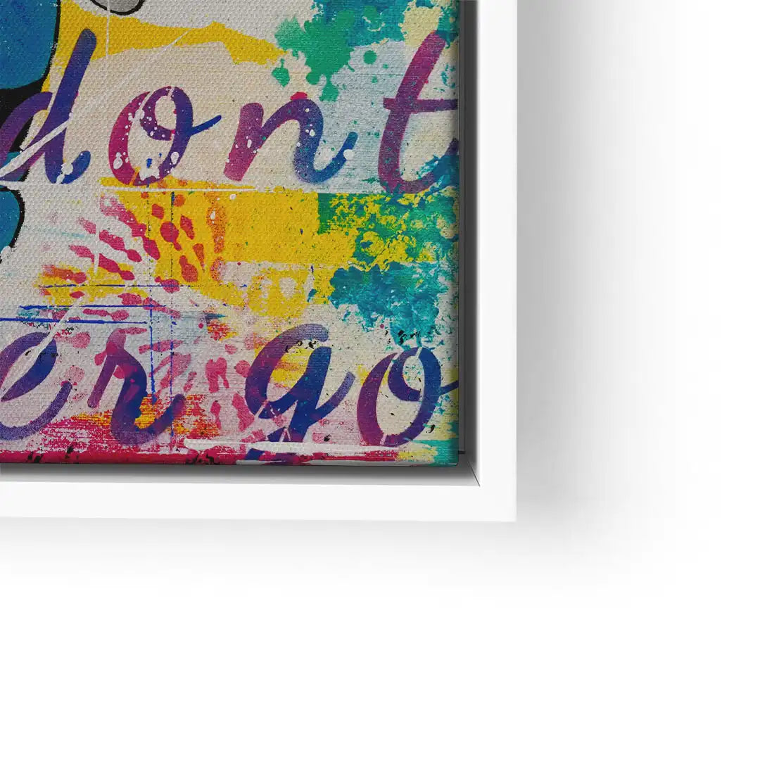 Buntes Pop Art Wandbild mit Farbklecksen und Schriftzug auf Leinwand im weißen Rahmen