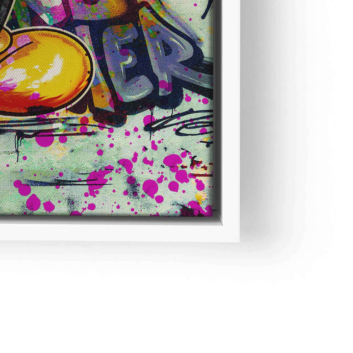 Bunter Ausschnitt eines Graffiti-Wandbilds mit kräftigen Farben und Comic-Elementen