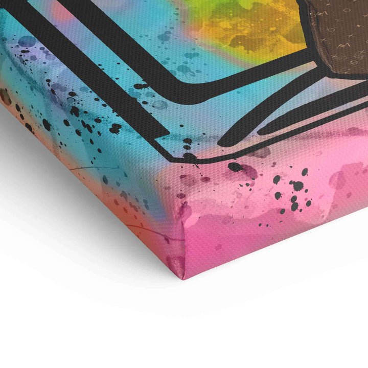 Detail eines Wandbilds auf Leinwand mit buntem, abstraktem Pop Art Farbmuster und schwarzen Konturen
