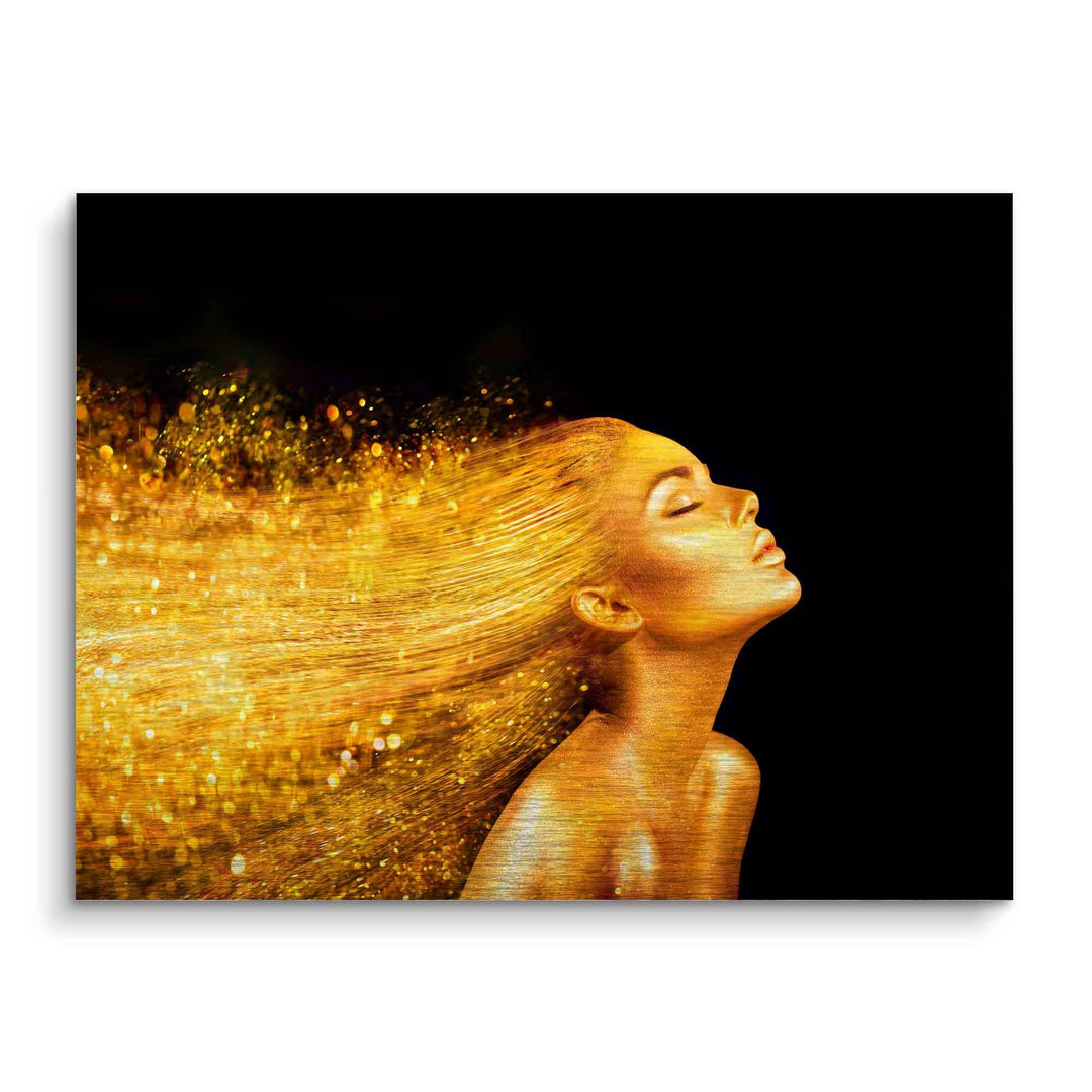 Modernes Wandbild mit Frau, goldene Haare, glänzend vor schwarzem Hintergrund