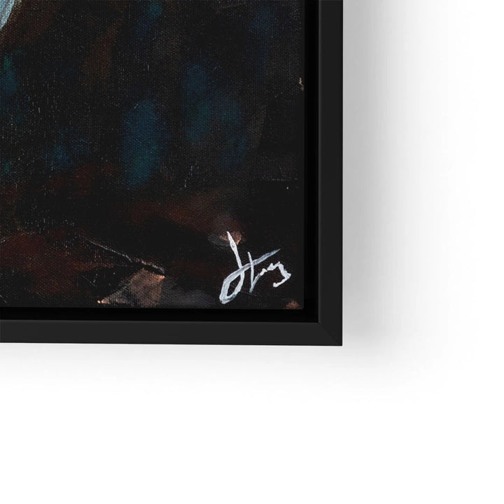 Detail eines gerahmten Wandbilds mit Künstler-Signatur auf dunklem Hintergrund