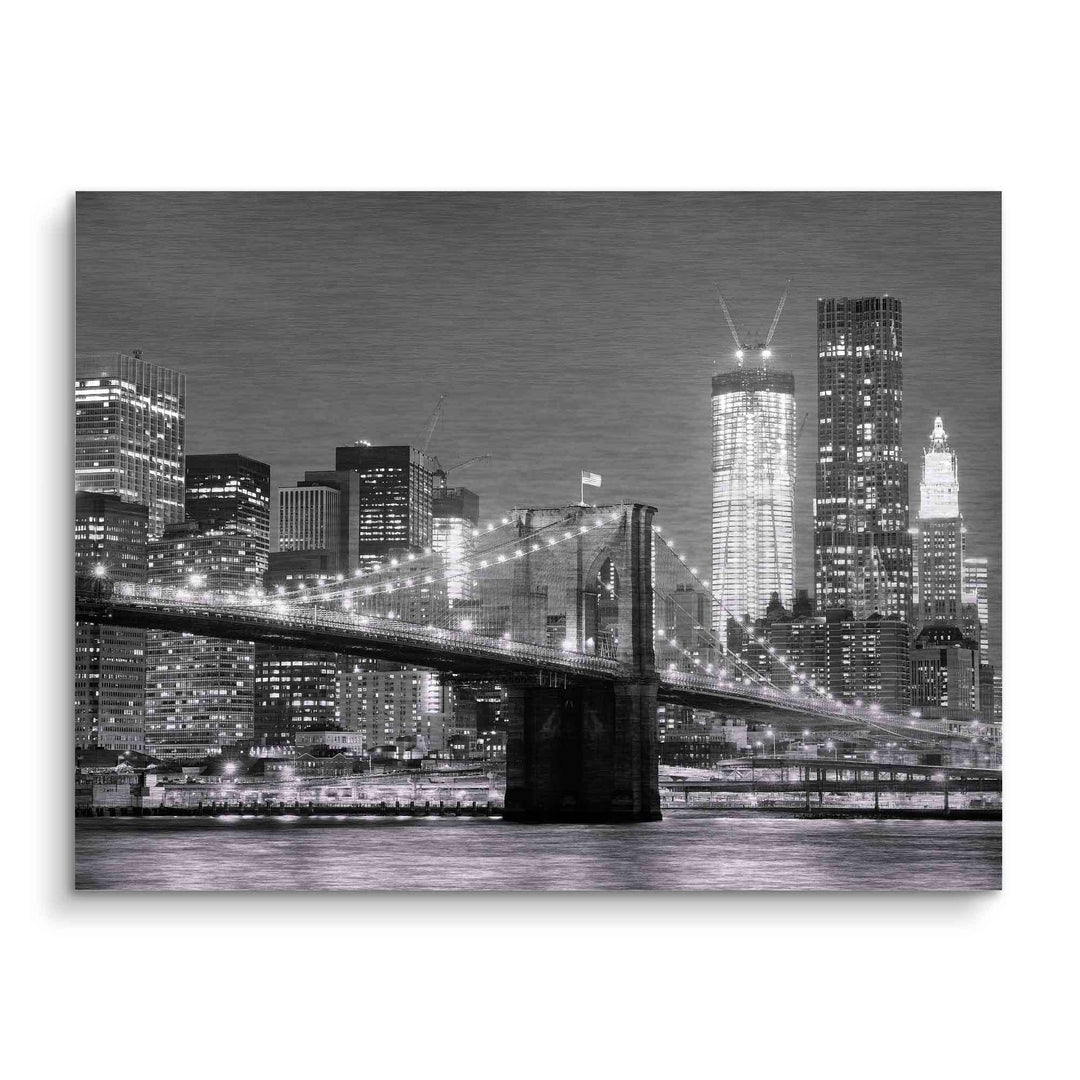 Schwarz-weiß Wandbild New York Skyline mit Brooklyn Bridge und Hochhäusern bei Nacht