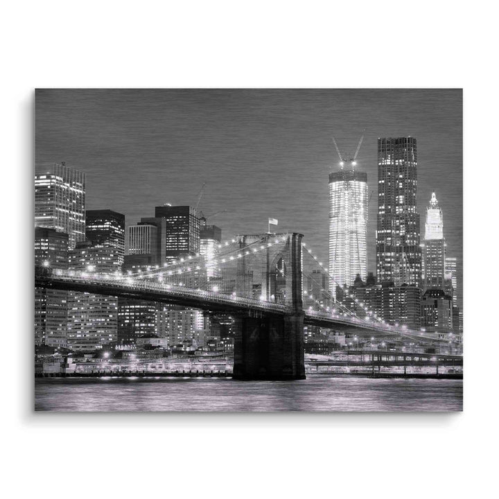 Schwarz-weiß Wandbild New York Skyline mit Brooklyn Bridge und Hochhäusern bei Nacht