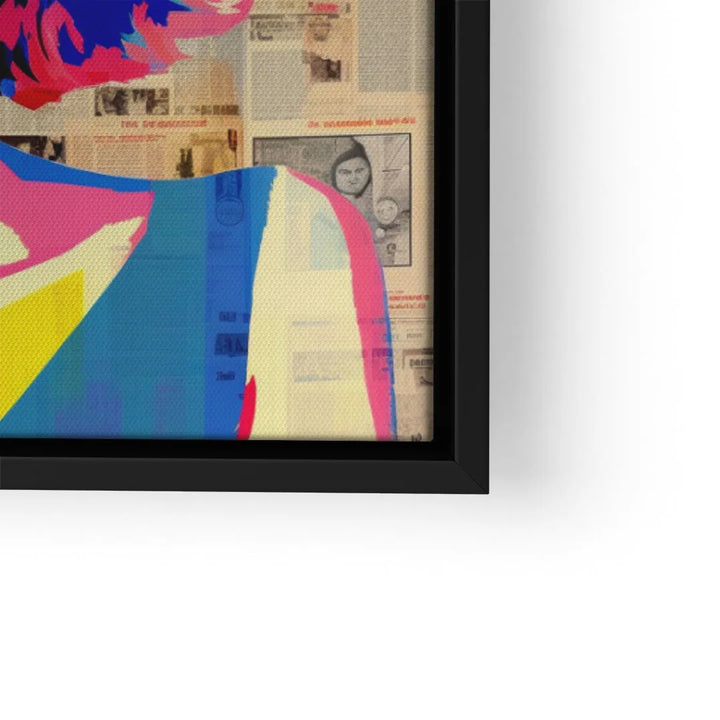 Buntes Pop Art Wandbild mit Frau vor Zeitungshintergrund, gerahmt, moderne Kunst