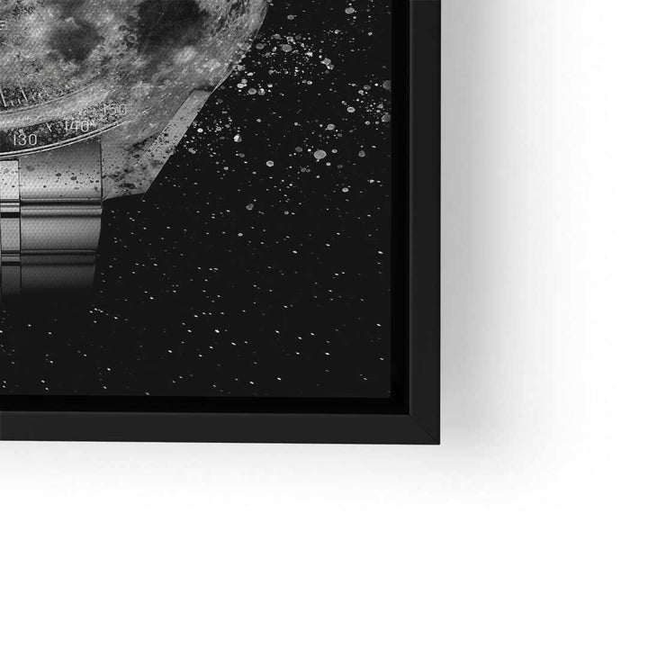 Modernes Wandbild mit Mond und Uhrendesign auf schwarzem Hintergrund, weiße Sprenkel, gerahmt