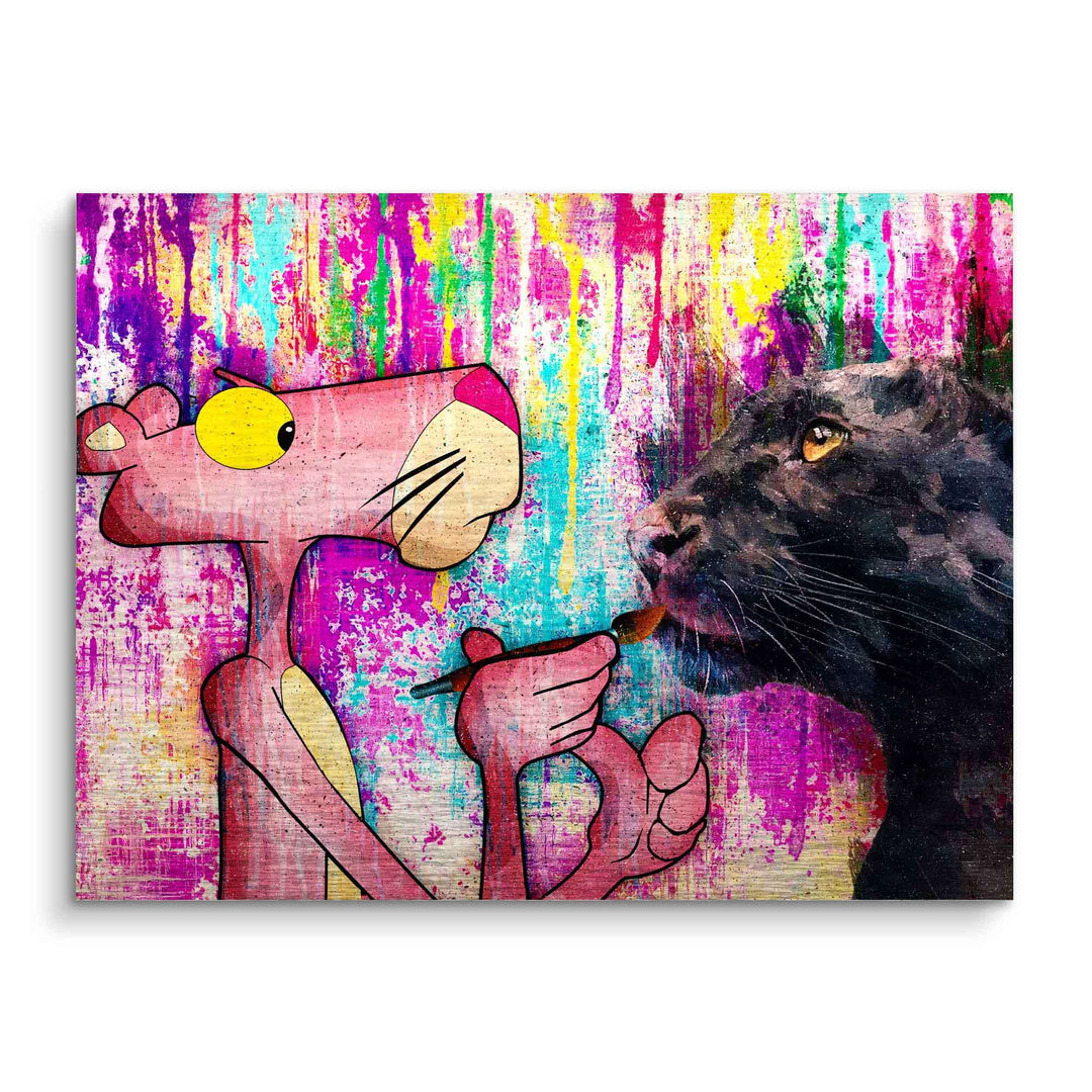 Wandbild mit pinkem Panther, der einen schwarzen Leoparden malt, bunte Pop Art Kulisse