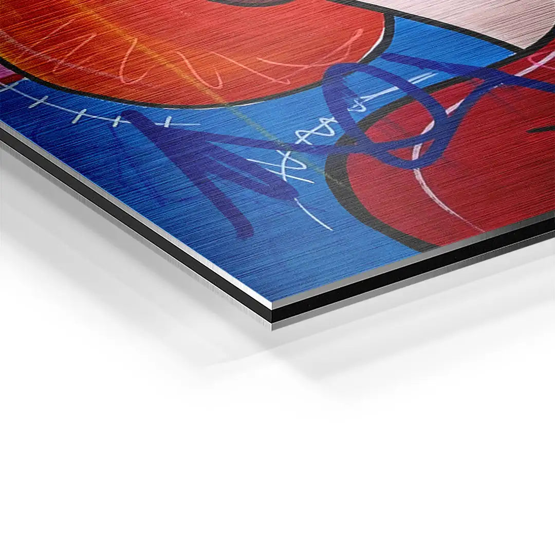 Detailansicht modernes Wandbild mit roten und blauen Farbelementen auf Aluminium