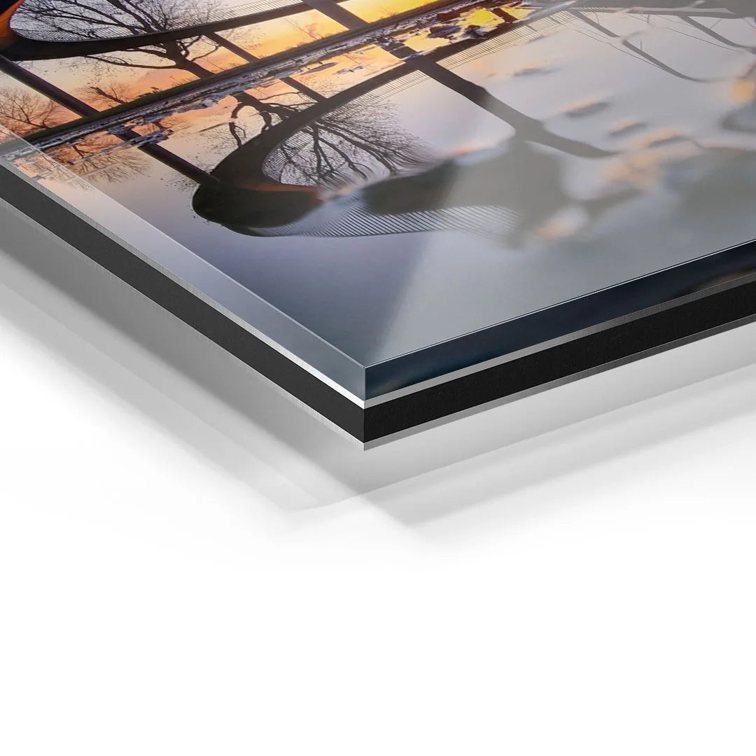 Detailaufnahme Acrylglas-Wandbild mit See, Bäumen und Sonnenuntergang, hochwertige Kunst