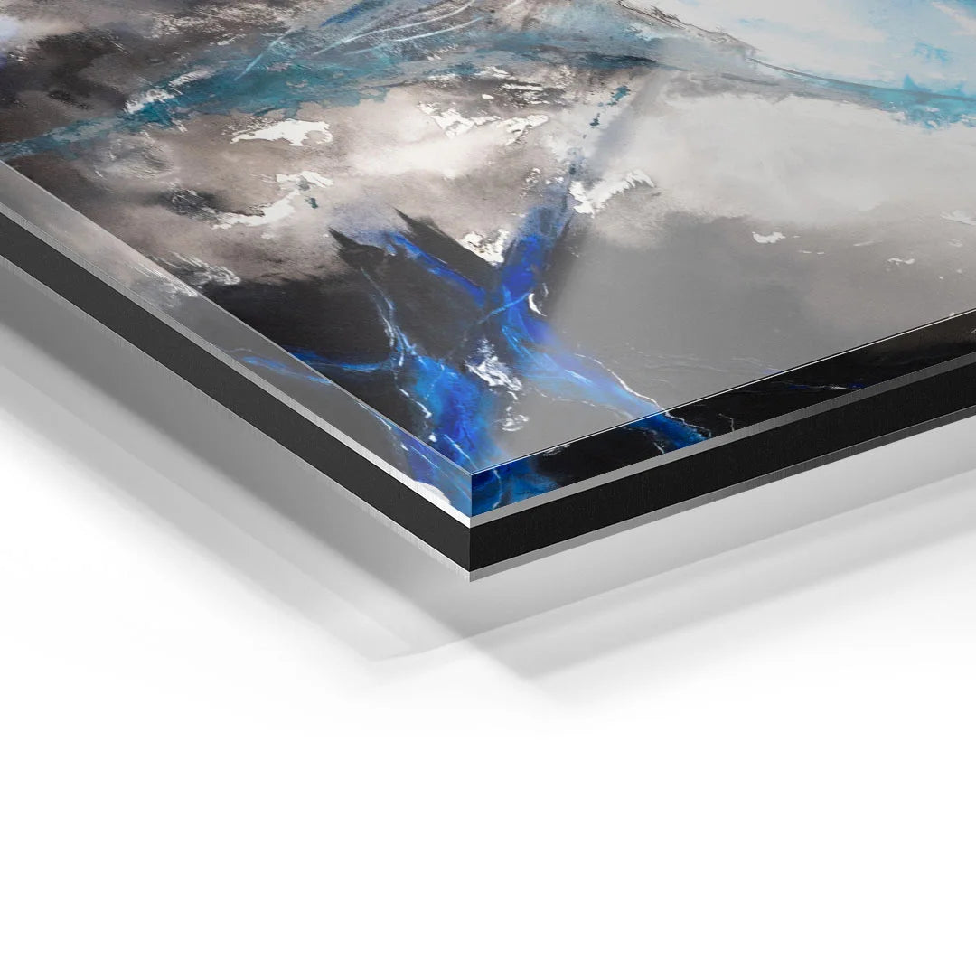 Detailansicht abstraktes Wandbild auf Acrylglas mit blauen und grauen Farbakzenten