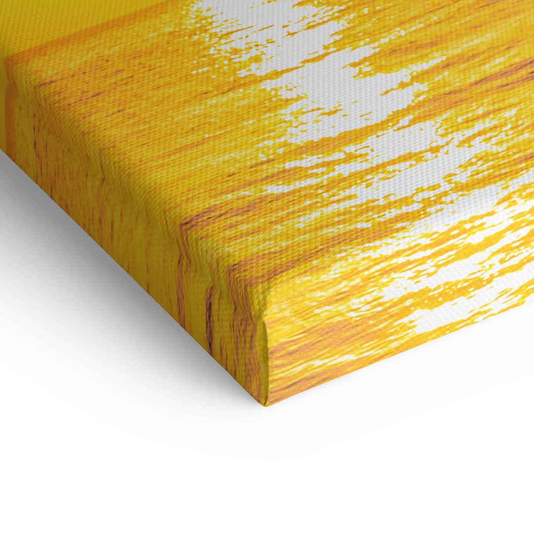 Detail eines Wandbilds auf Leinwand mit gelben Sonnenuntergangsfarben, Nahaufnahme