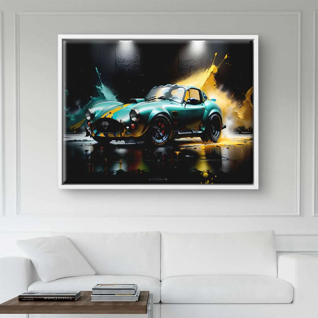 Wandbild mit sportlichem Retro-Auto und buntem Farbsplash im modernen Wohnzimmer