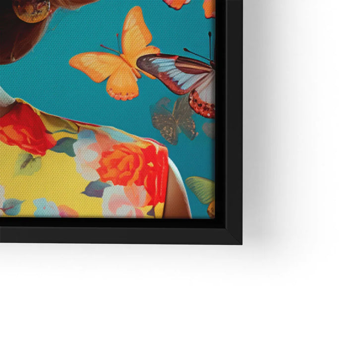 Buntes Wandbild mit Schmetterlingen und floralen Mustern auf leuchtend blauem Hintergrund