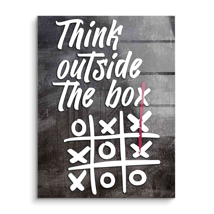 Modernes Acryl-Wandbild mit Spruch 'Think outside the box' und Tic-Tac-Toe-Motiv