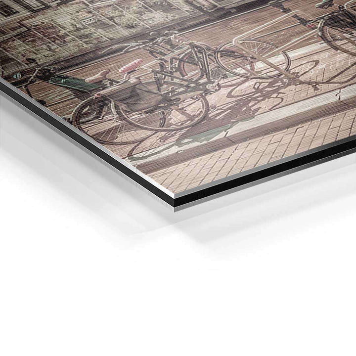 Detailansicht Wandbild mit Vintage-Amsterdam-Motiv und Fahrrädern auf Aluminium