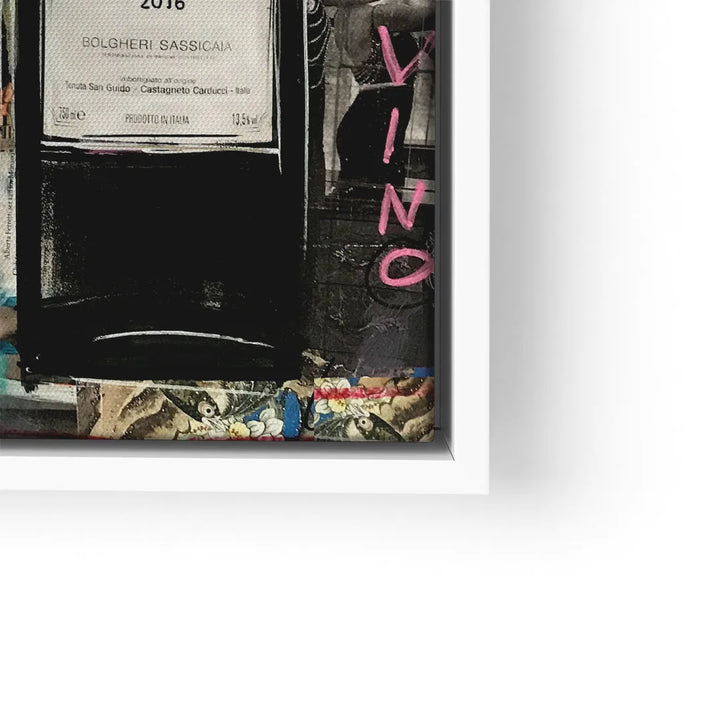 Modernes Wandbild mit Weinflasche, Schriftzug Vino und buntem Collagen-Hintergrund