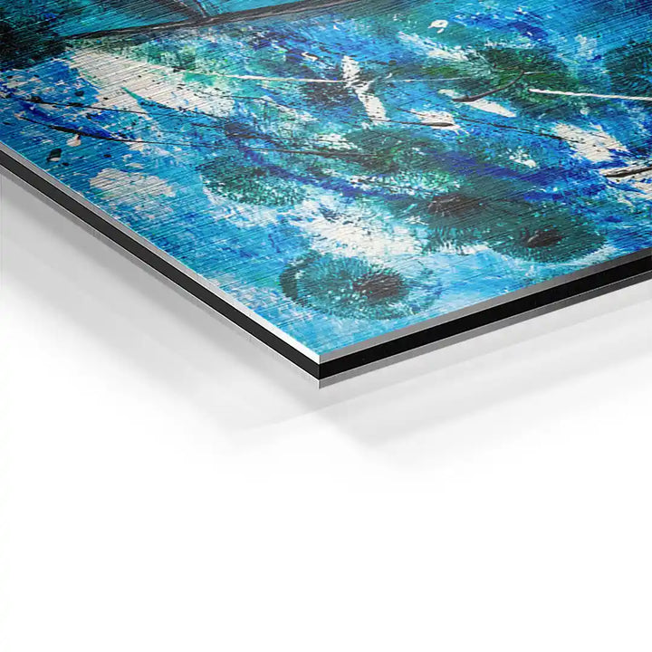 Detailaufnahme Wandbild auf Aluminium, blaue abstrakte Kunst mit gebürsteter Oberfläche